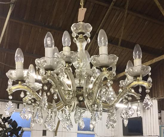 3 chandeliers